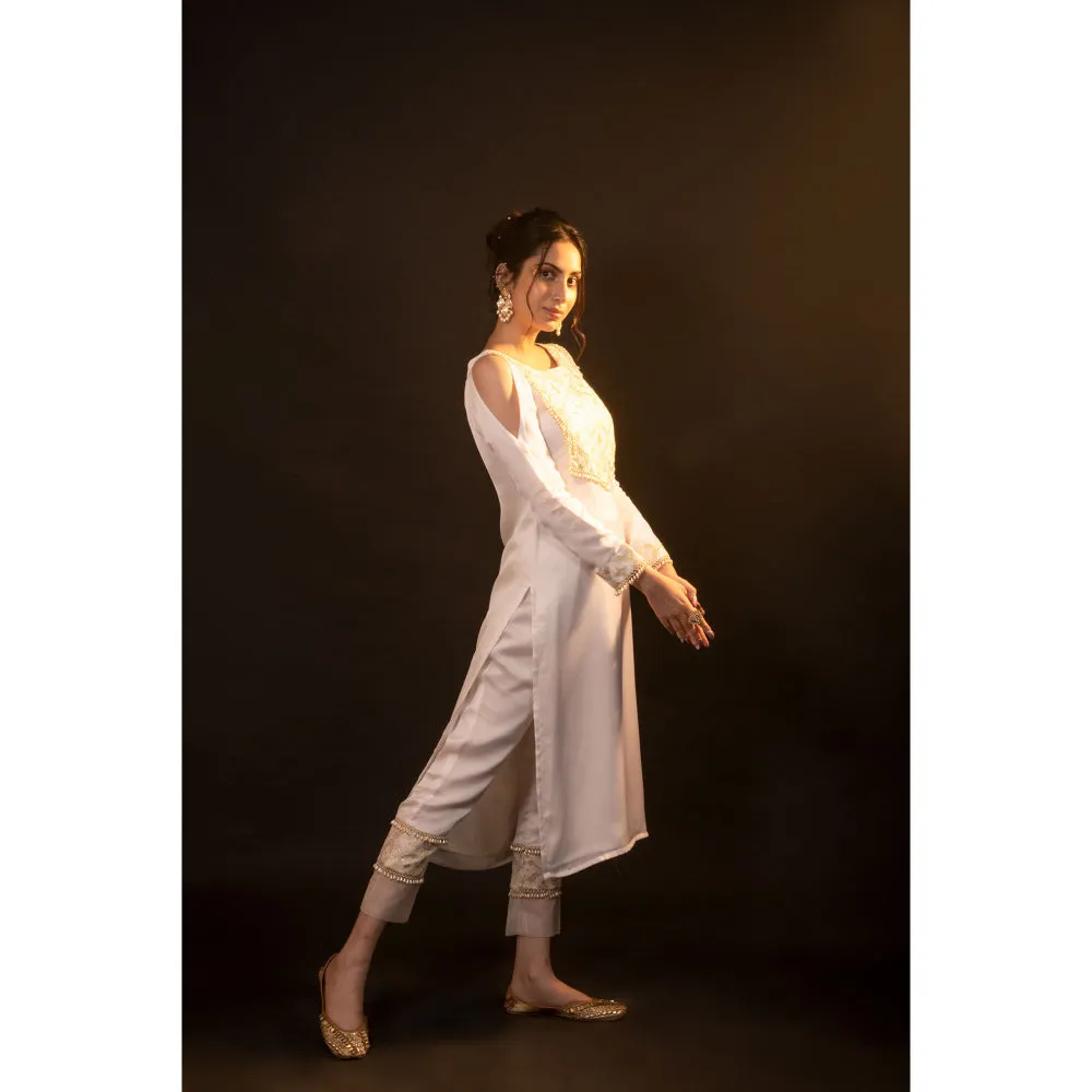 Monk & Mei Emily Full Sleeve Kurta With Dupatta (Set of 3)