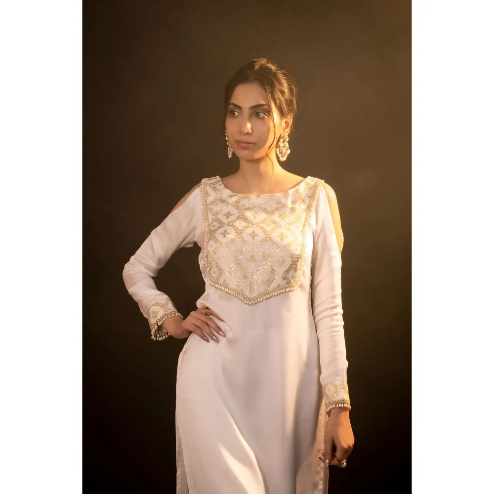 Monk & Mei Emily Full Sleeve Kurta With Dupatta (Set of 3)