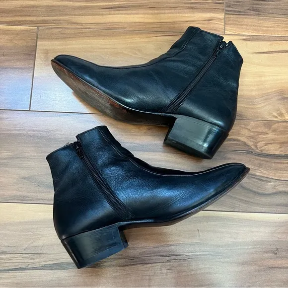 Sz7 Black Ankle Leather Boots